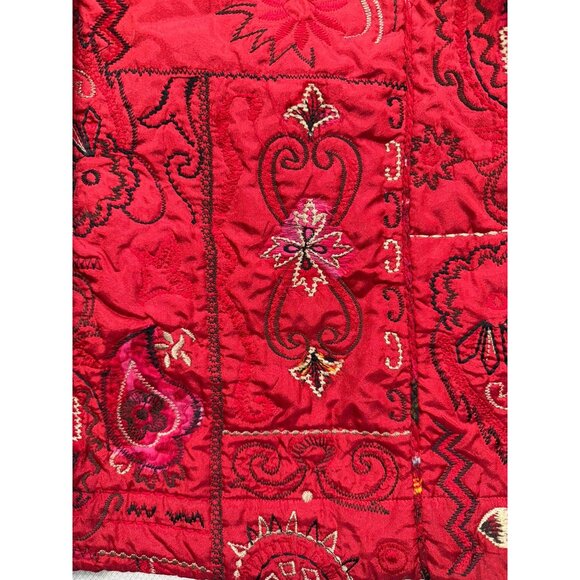 Laura Ashley Womens Embroidered Quilted Jacket L Red Stain Designed - Picture 6 of 14